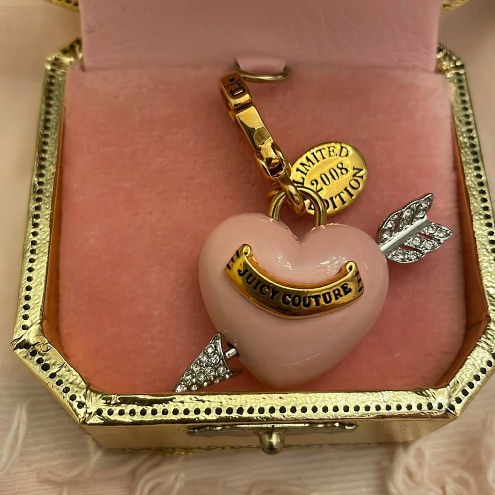 Juicy Couture lovestruck heart limited edition 2008 YJRU1613 NWT RARE